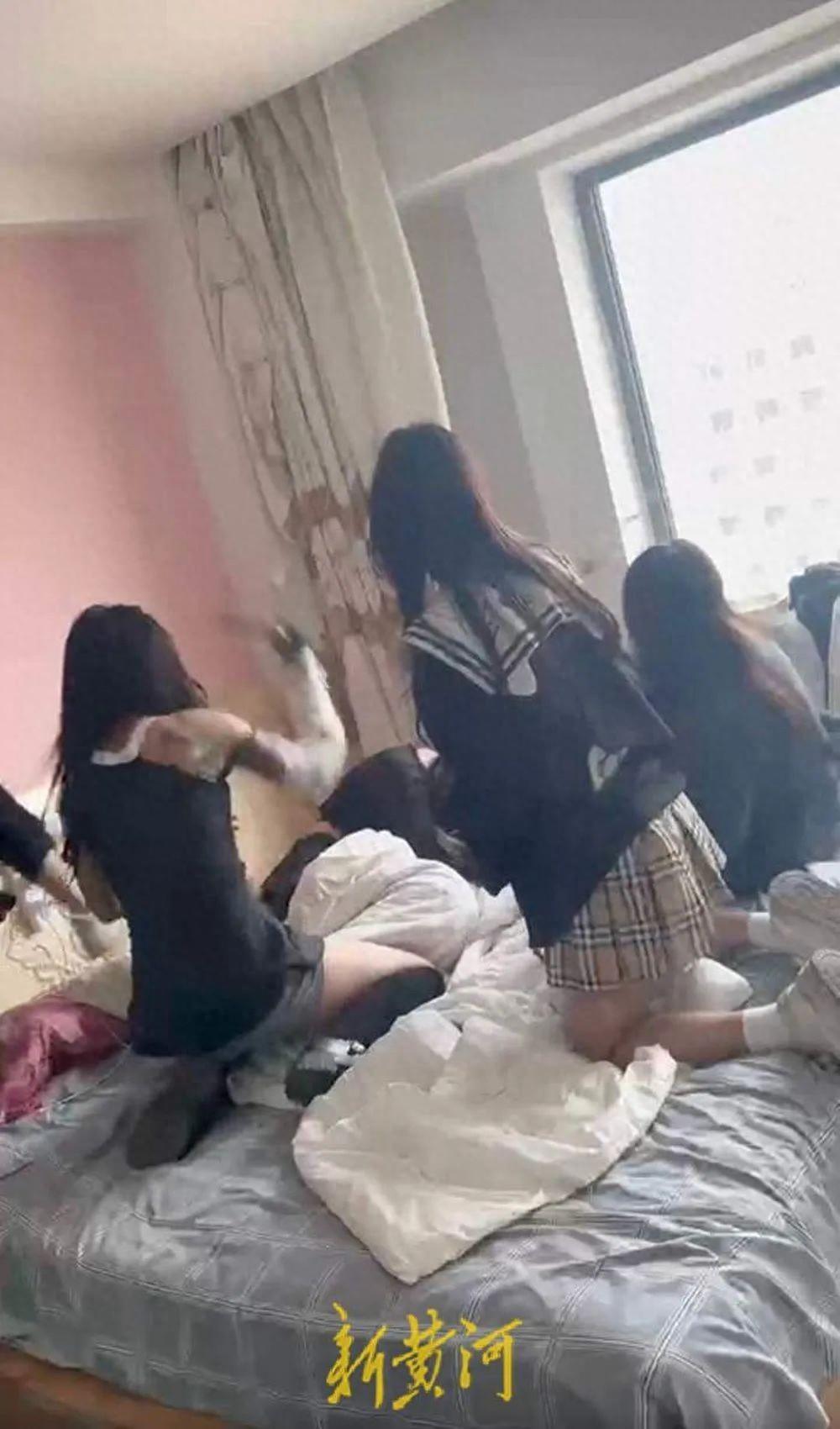 网红“小乔妹妹”被指涉殴打霸凌事件,沈阳警方(图1)